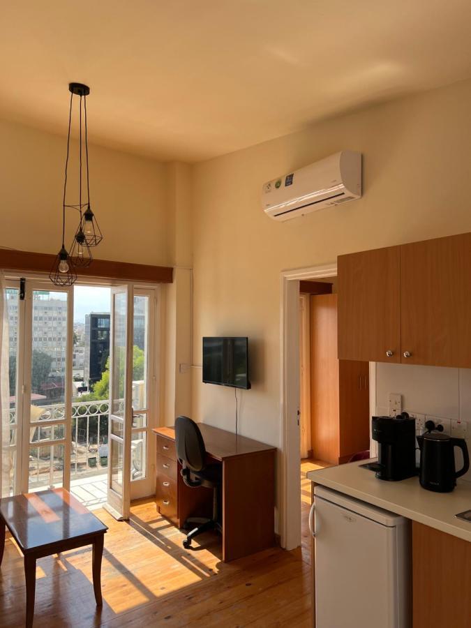 Nicosia City Centre Sky Views Apartment Bagian luar foto