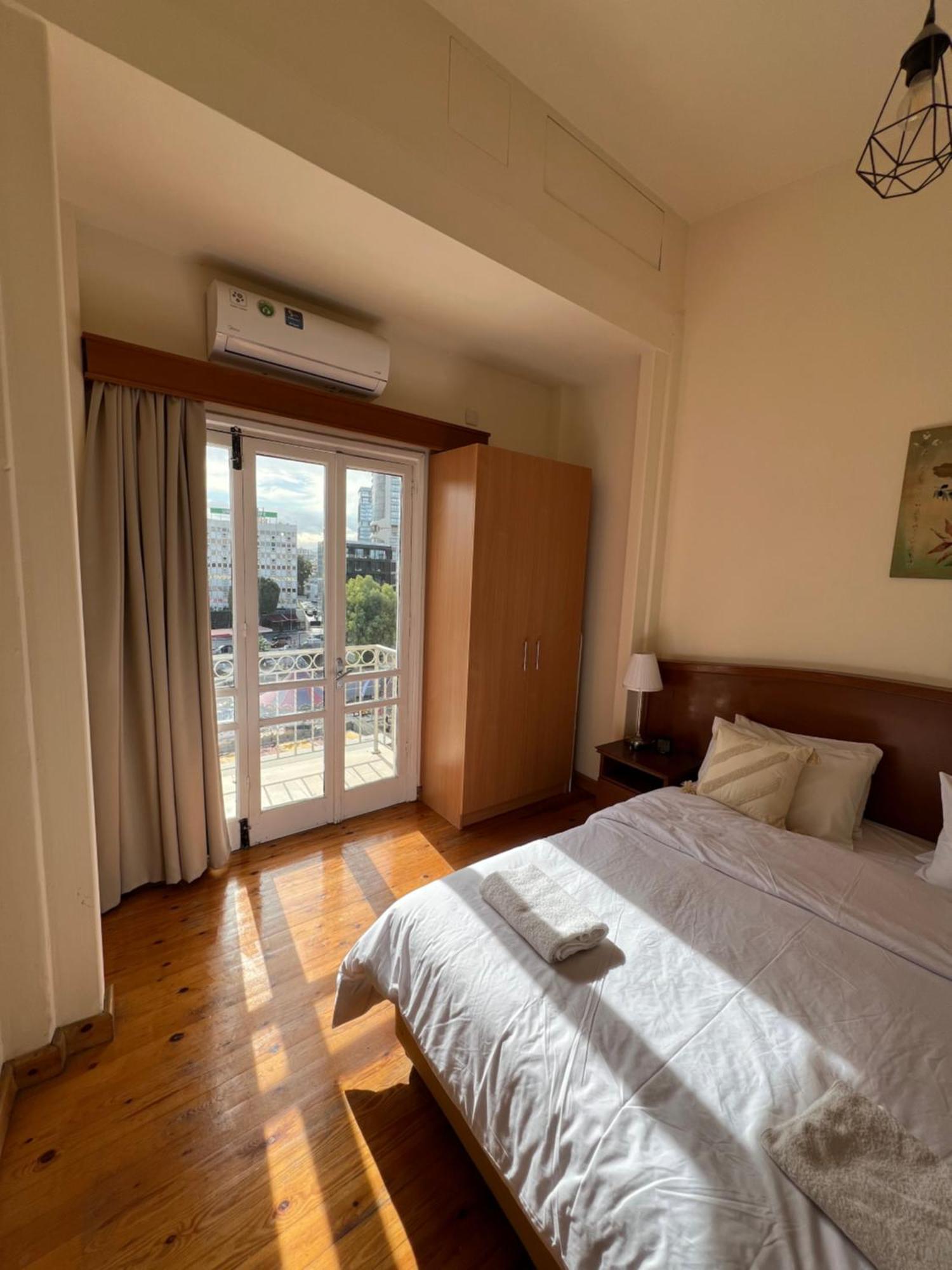 Nicosia City Centre Sky Views Apartment Bagian luar foto