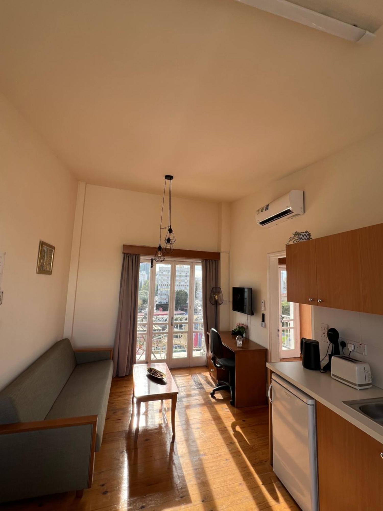 Nicosia City Centre Sky Views Apartment Bagian luar foto